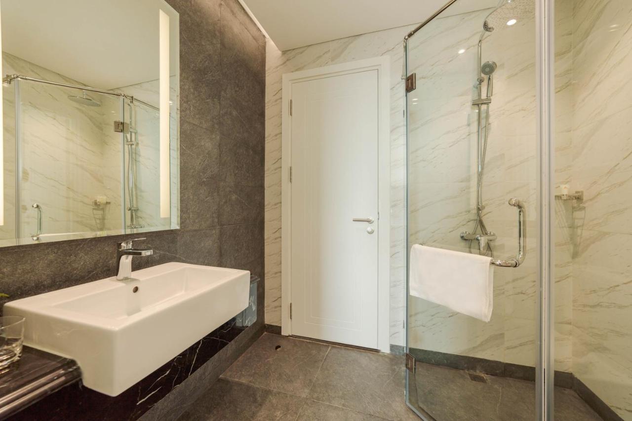Altara Luxury Residences Куинён Экстерьер фото